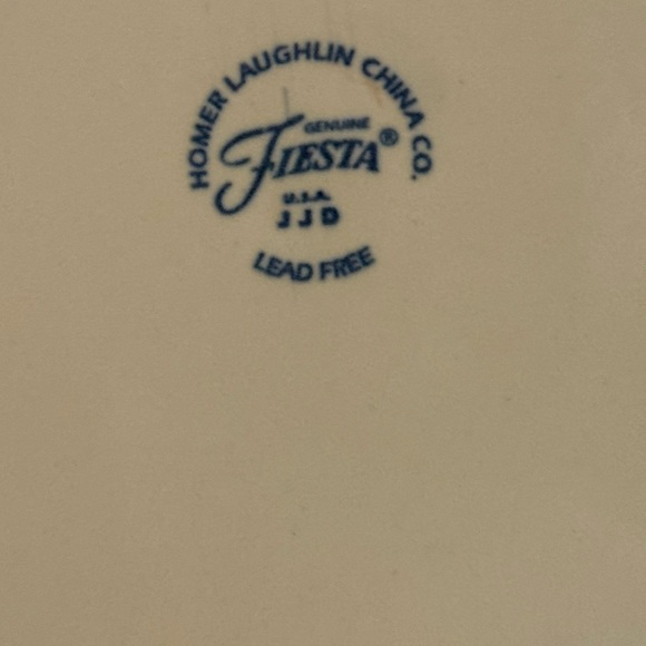 Homer Laughlin Yellow Dinner Plate - Picture 2 of 3